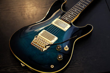 07月16日 – Ibanez Roadstar II Steve Lukather Model