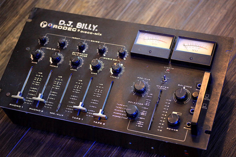 09月26日 RODEC Disco Mixer DJミキサー オーバーホール│SPREAD SOUND スプレッドサウンド